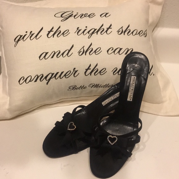 HOLLYWOULD Black Silk Open Peep Toe Pumps Size 9B - Picture 5 of 5